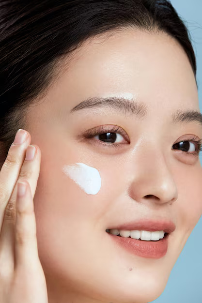 asian womans makeup face woman testing cosmetics beautiful face makeup_848048 8828